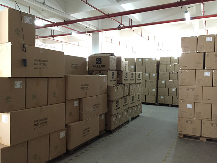 恩典皮具成品仓